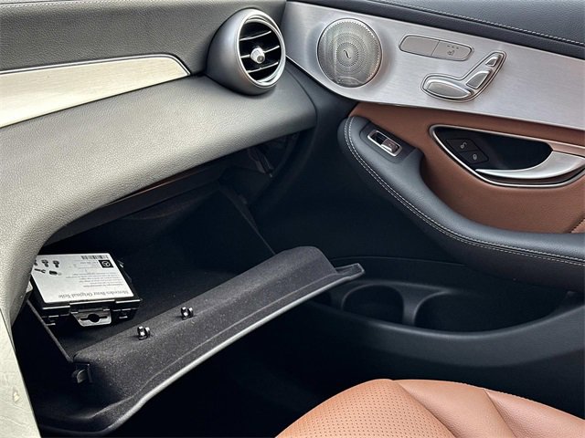 Used 2023 Mercedes-Benz GLC 300 4MATIC Coupe image 33