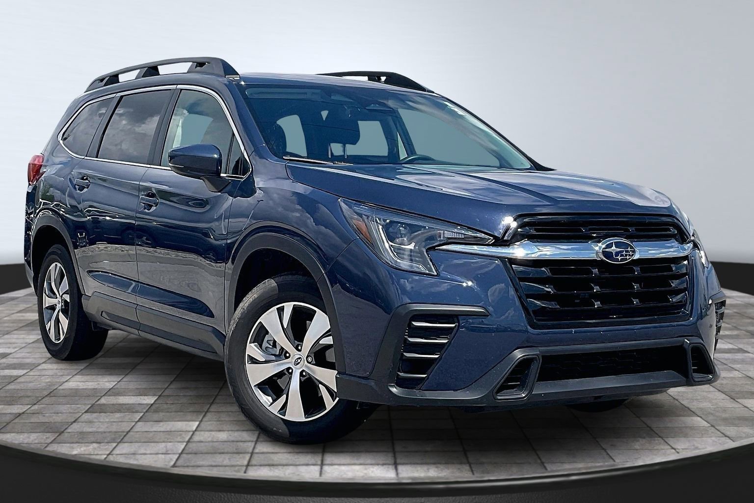 Certified 2024 Subaru Ascent Premium w/ Convenience Package AWD/4WD image 7