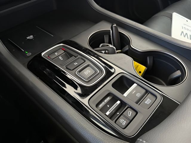 Used 2025 Honda Pilot EX-L image 47