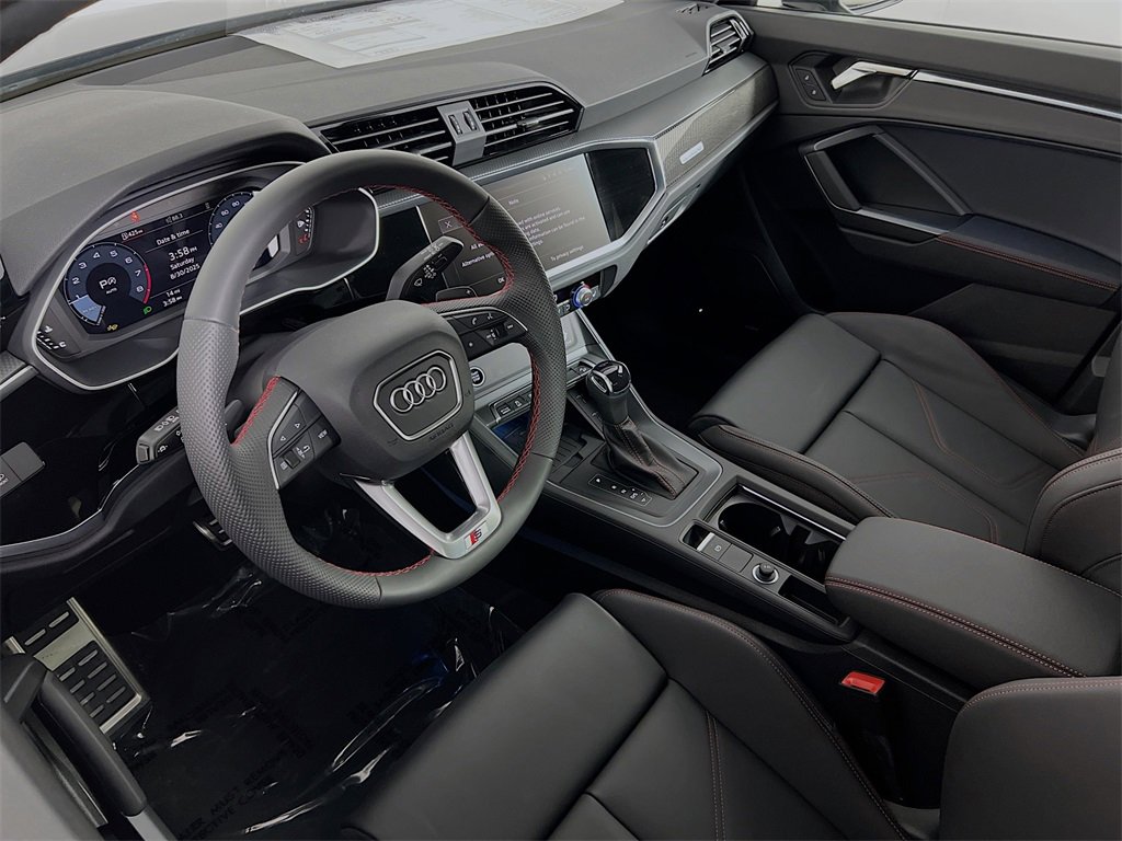 New 2025 Audi Q3 2.0T Premium Plus image 9