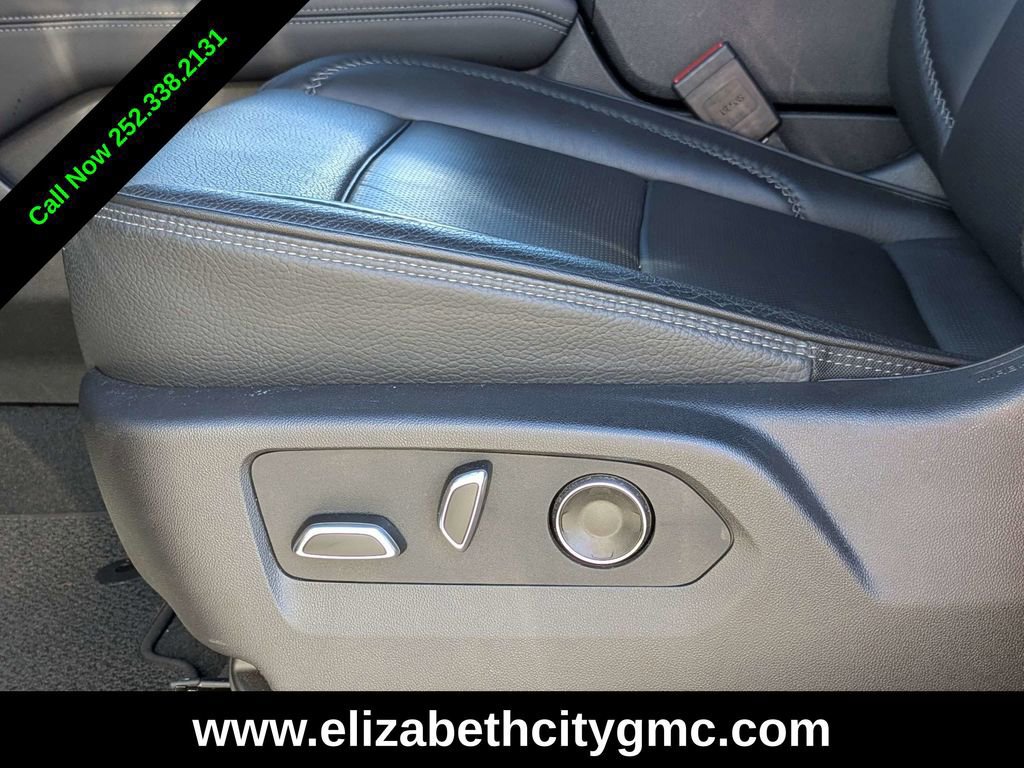 Used 2025 GMC Yukon Denali image 23