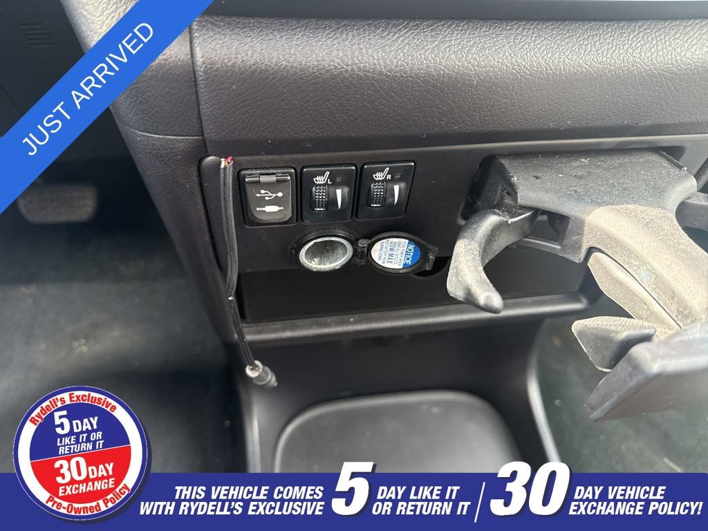 Used 2017 Toyota Sienna Limited AWD/4WD image 11