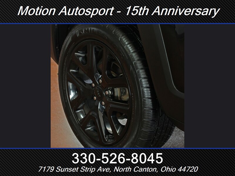 Used 2017 Jeep Renegade Altitude AWD/4WD image 38
