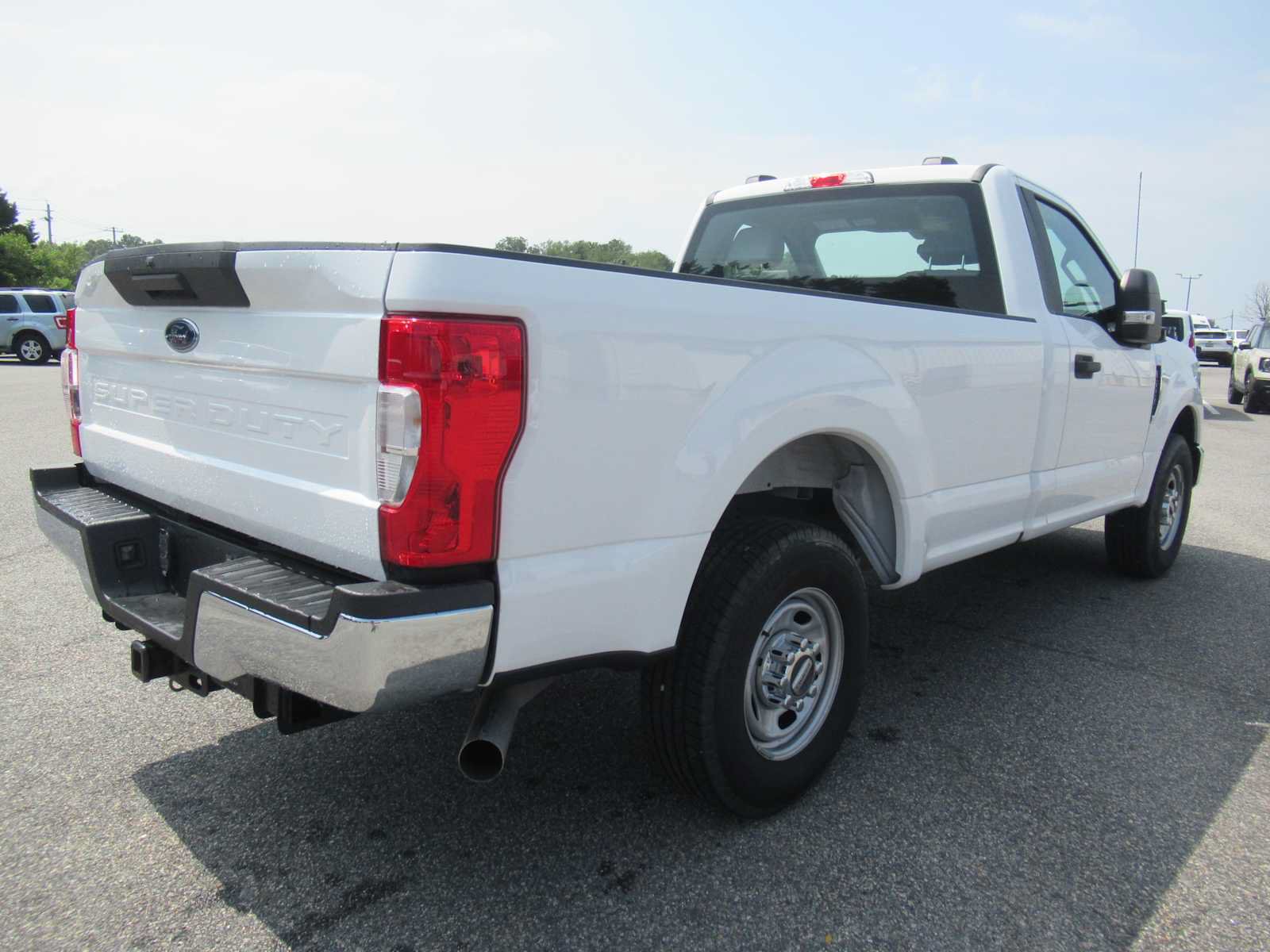 Used 2022 Ford F250 XL w/ Power Equipment Group RWD image 5