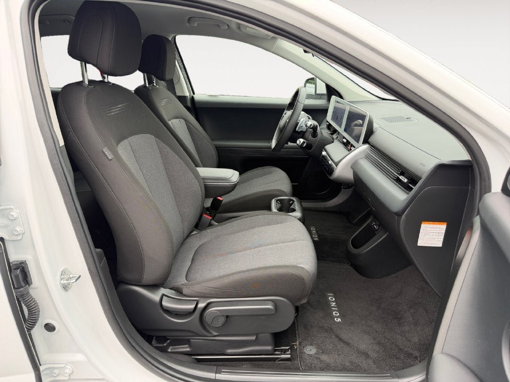 Used 2024 Hyundai Ioniq 5 SE AWD/4WD image 25