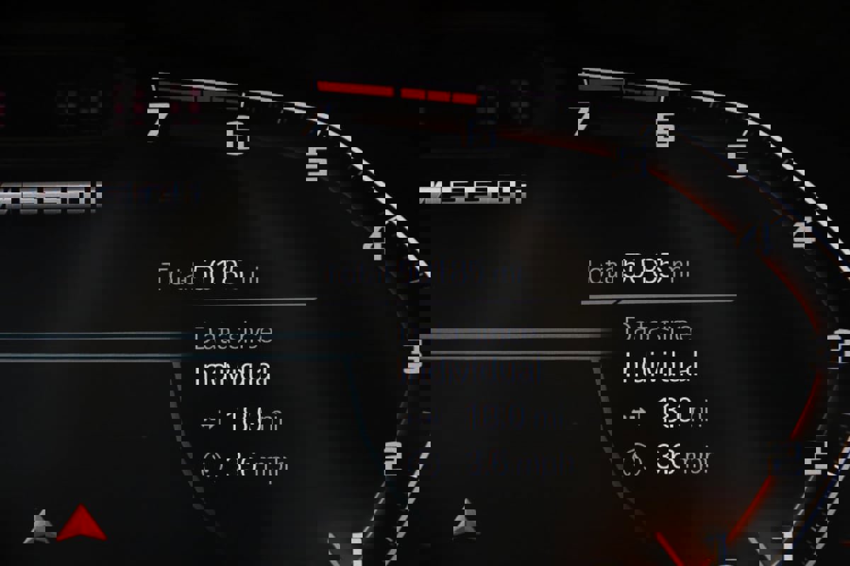 Used 2023 BMW M550i xDrive w/ Executive Package image 50