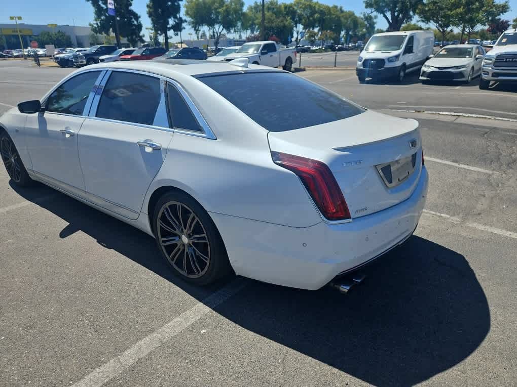 Used 2017 Cadillac CT6 Premium Luxury w/ Comfort Package AWD/4WD image 4