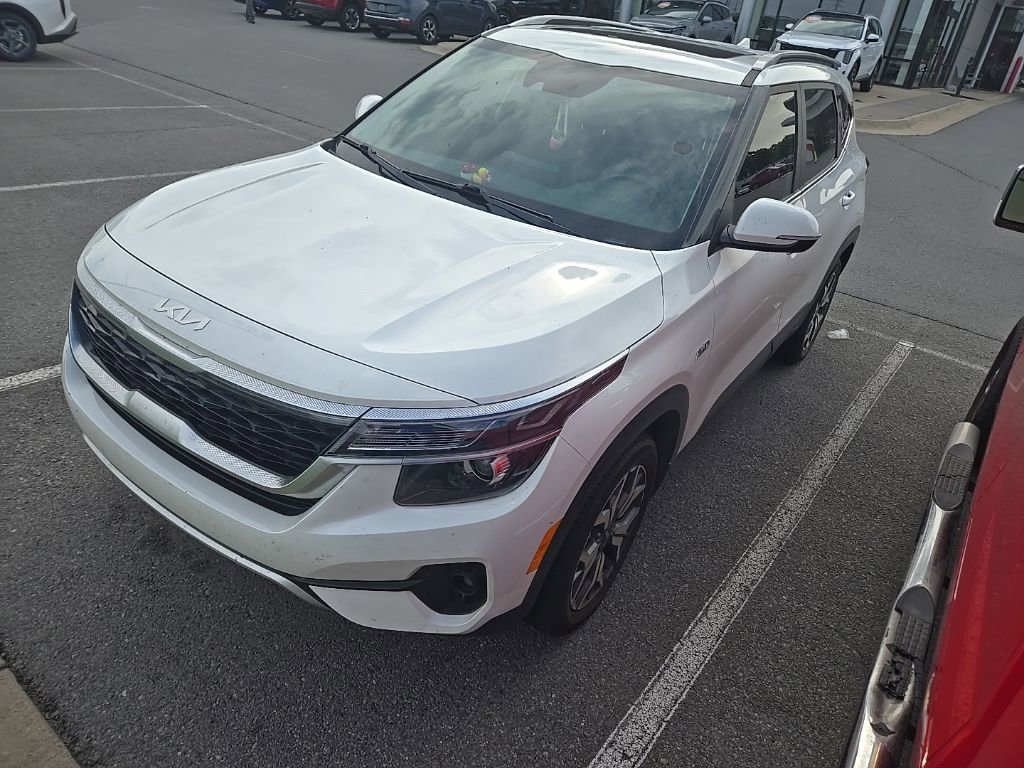 Used 2023 Kia Seltos EX AWD/4WD image 8