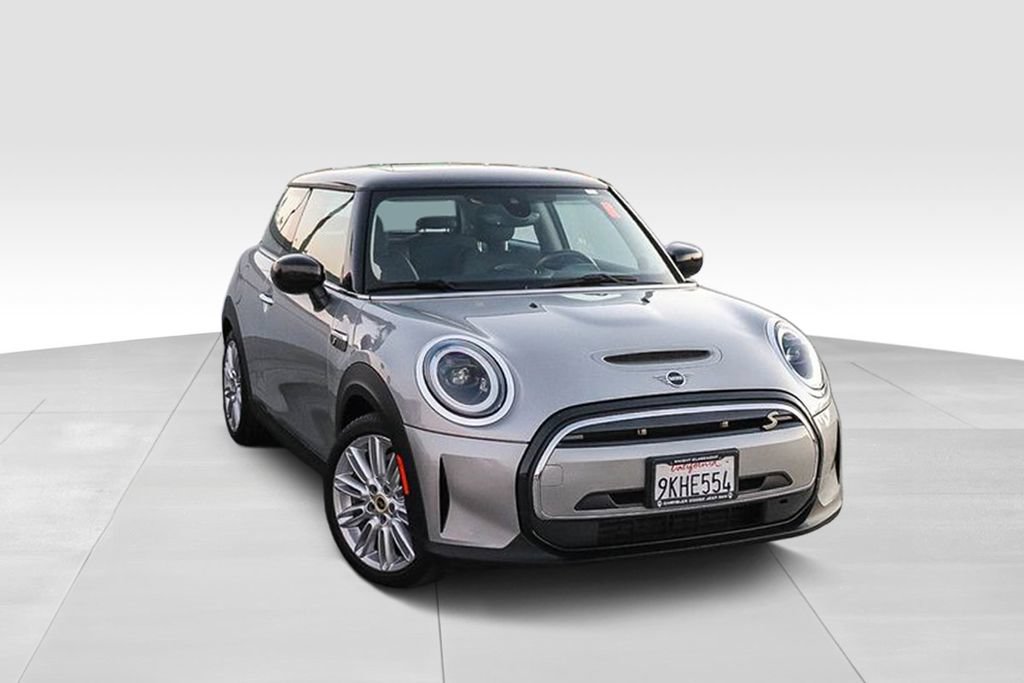 Used 2024 MINI Cooper SE FWD image 2