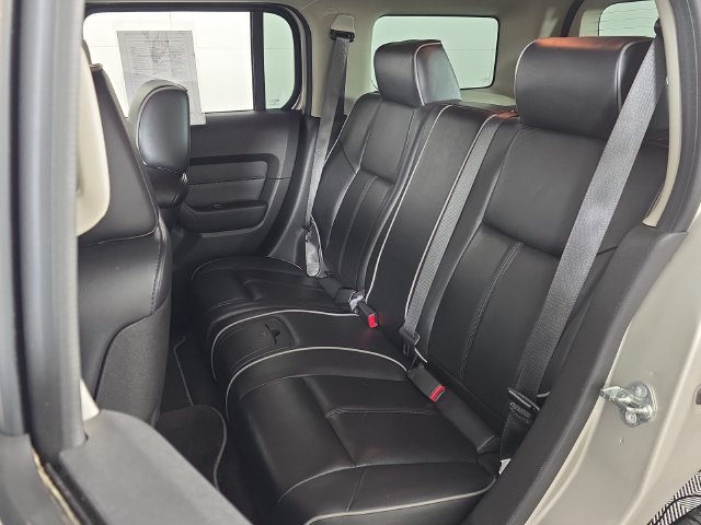 Used 2009 HUMMER H3 Luxury AWD/4WD image 26