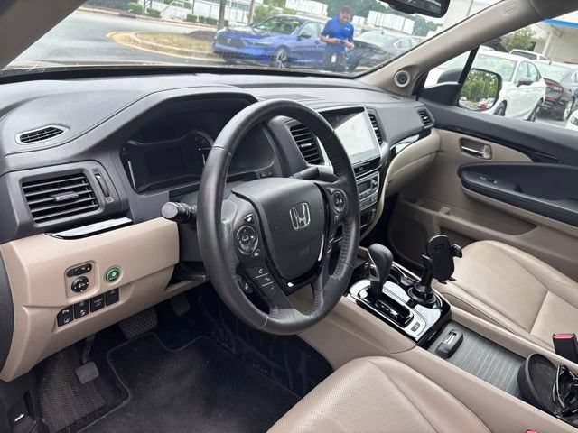 Used 2017 Honda Ridgeline RTL-E image 10