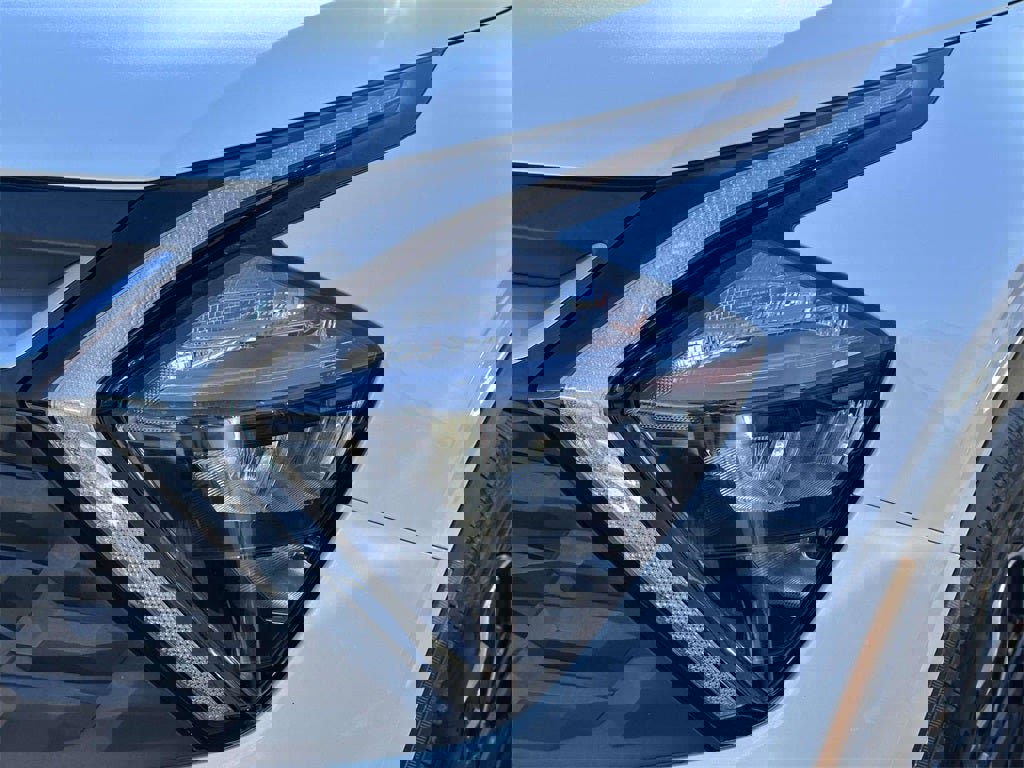 Used 2023 Kia Sportage LX image 10