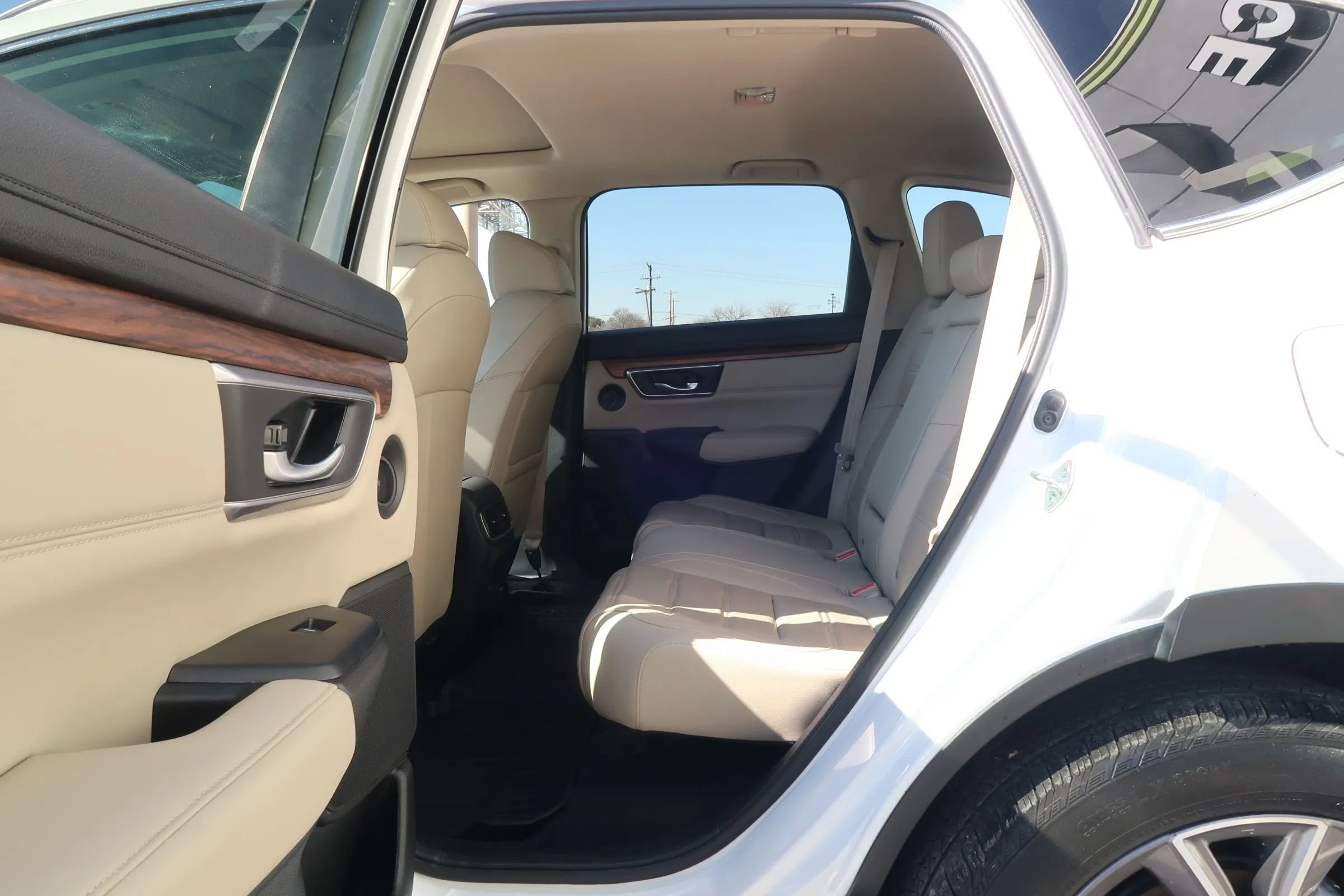 Used 2021 Honda CR-V Touring image 19