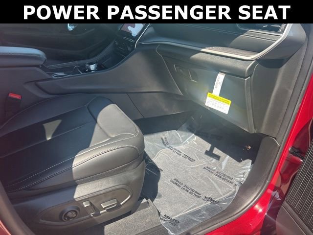 New 2025 Jeep Grand Cherokee L Limited w/ Luxury Tech Group II image 52