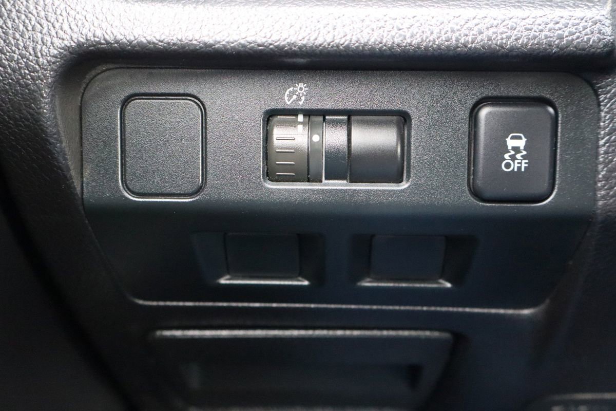 Used 2014 Subaru Impreza 2.0i Limited w/ Popular Package #1 image 29