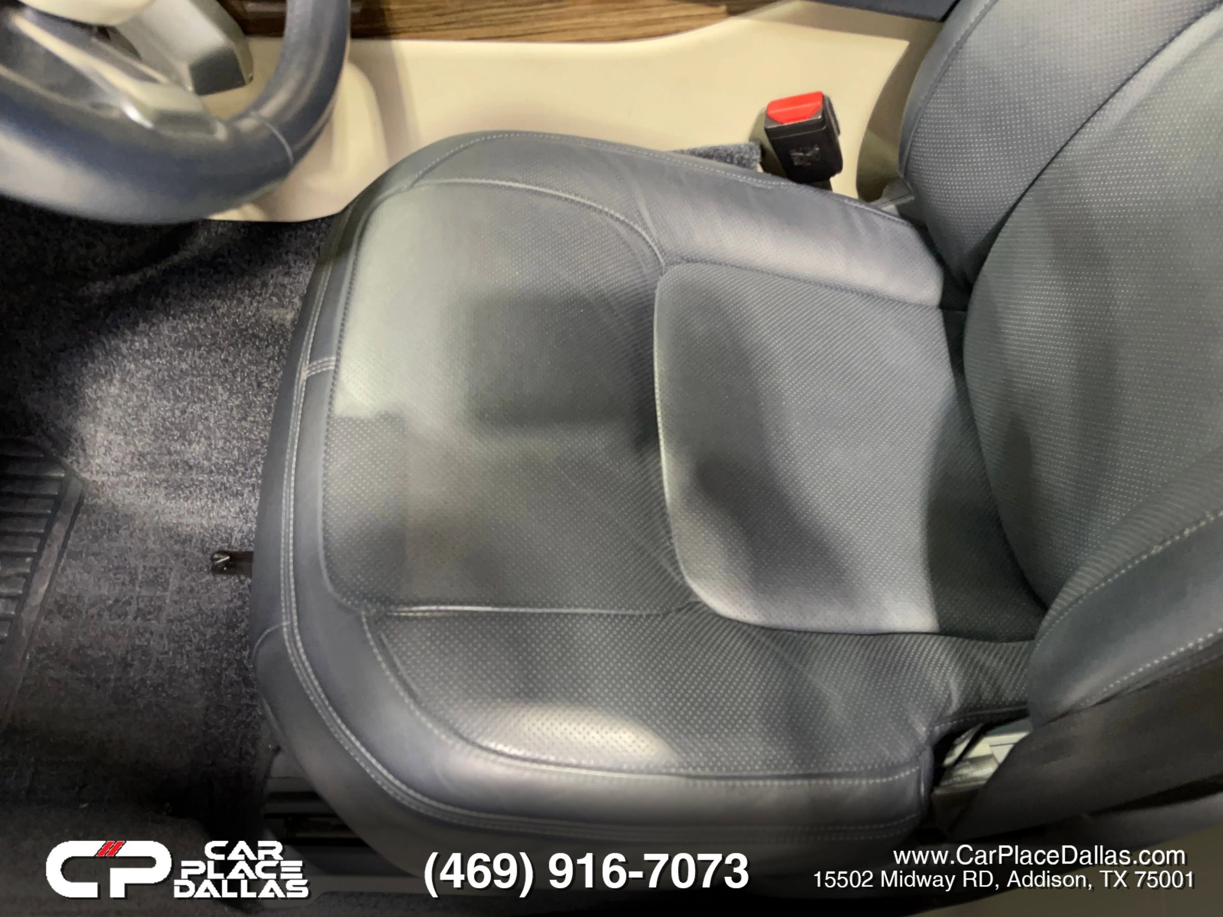 Used 2018 Land Rover Range Rover HSE image 25