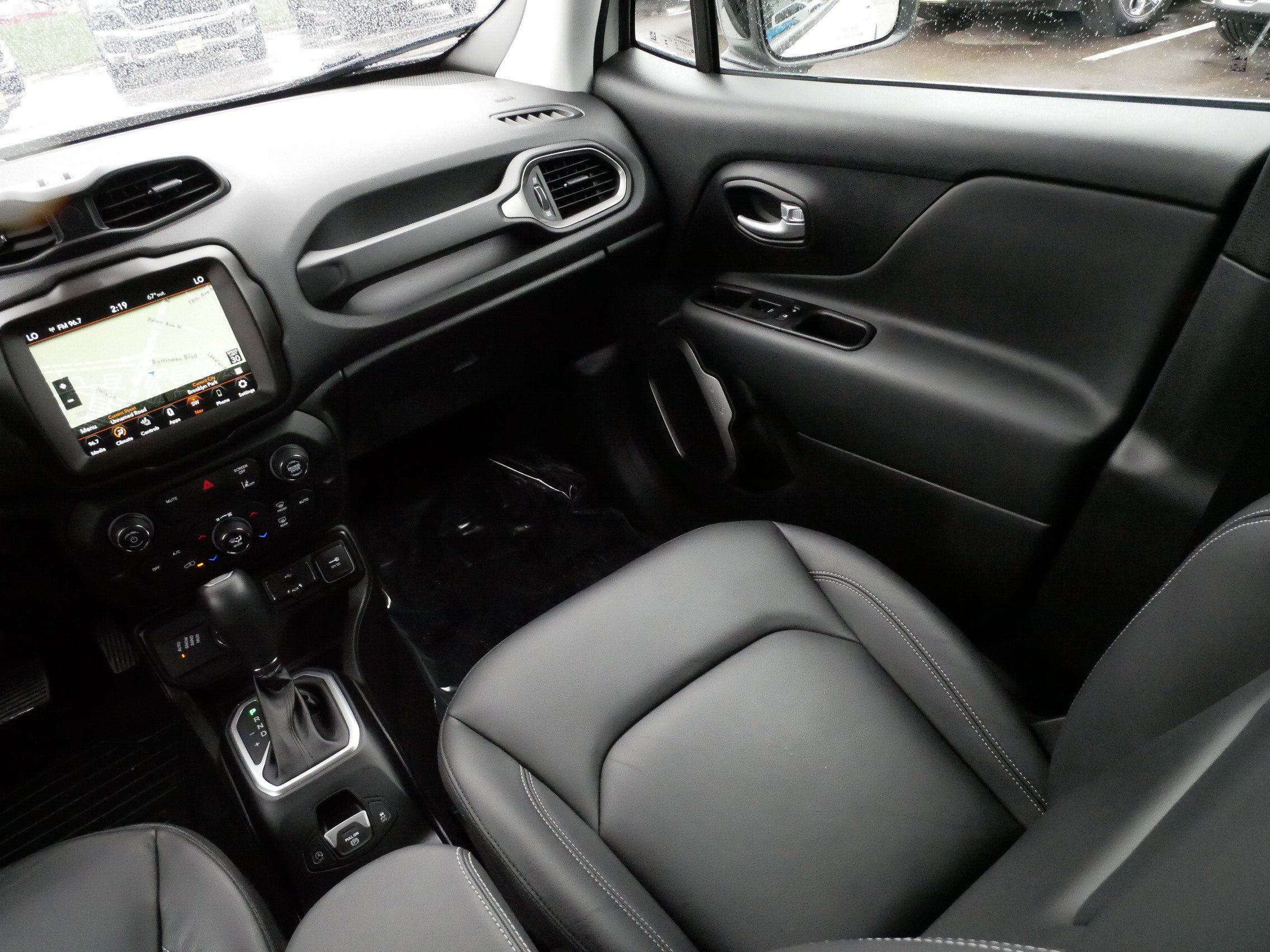 Used 2023 Jeep Renegade Limited AWD/4WD image 11