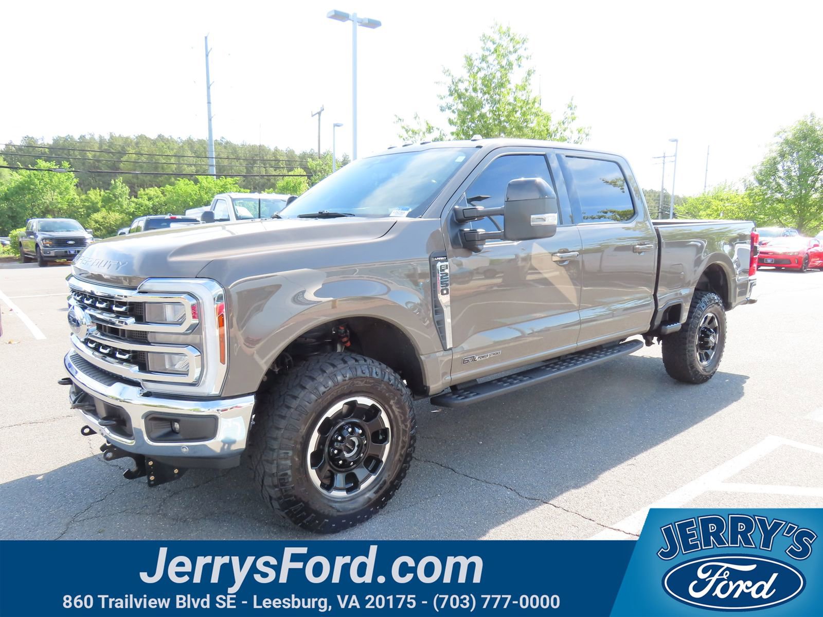 Used 2026 Ford F250 Lariat w/ Tremor Off-Road Package AWD/4WD image 3