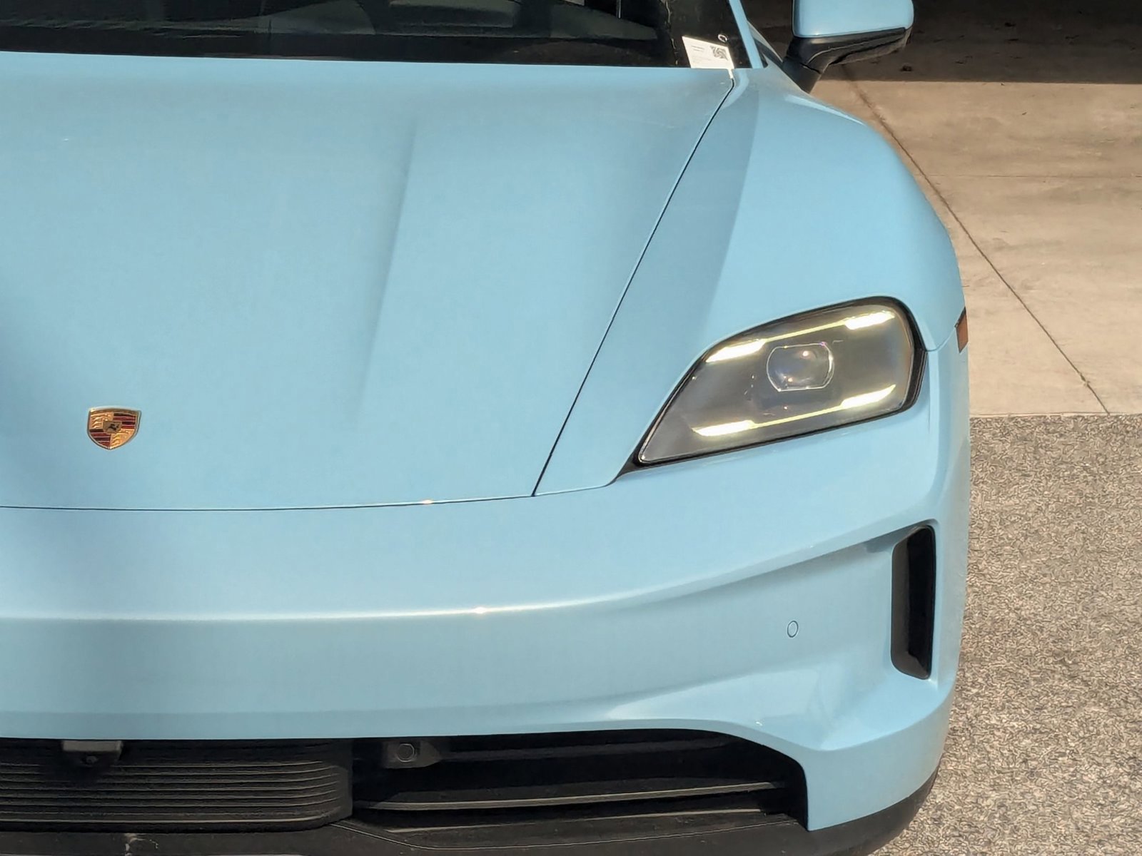 Certified 2025 Porsche Taycan RWD image 12