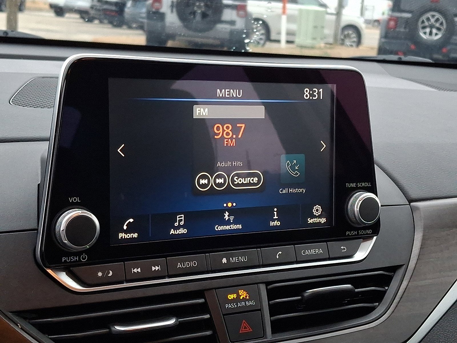 Used 2024 Nissan Altima 2.5 SV image 16