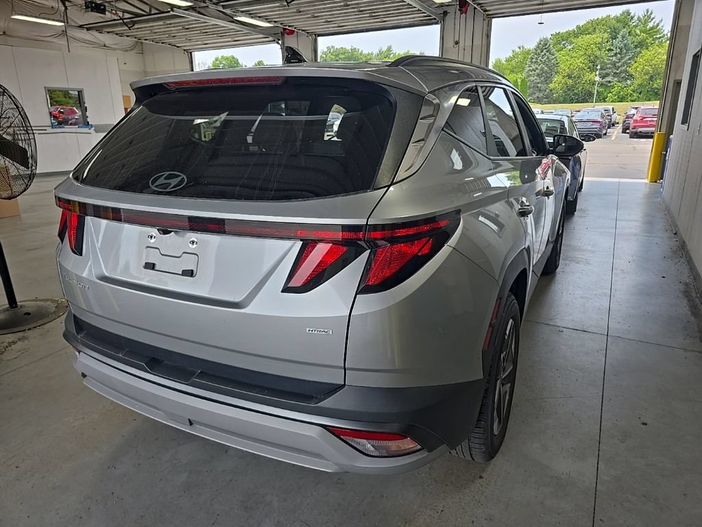 Used 2025 Hyundai Tucson SEL AWD/4WD image 4
