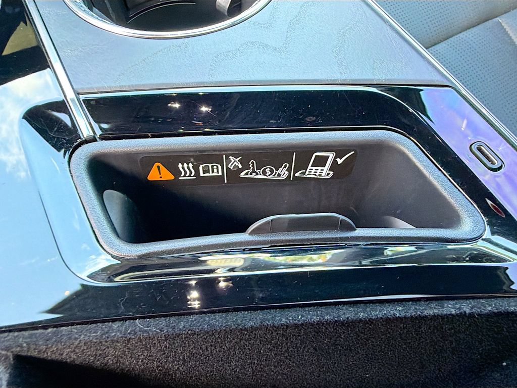 Certified 2023 Cadillac Lyriq 2WD image 31