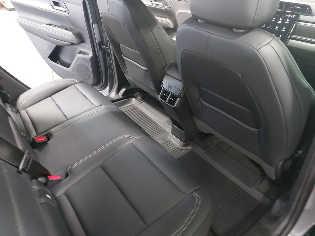 New 2026 GMC Terrain Elevation w/ Elevation Premium Package FWD image 11