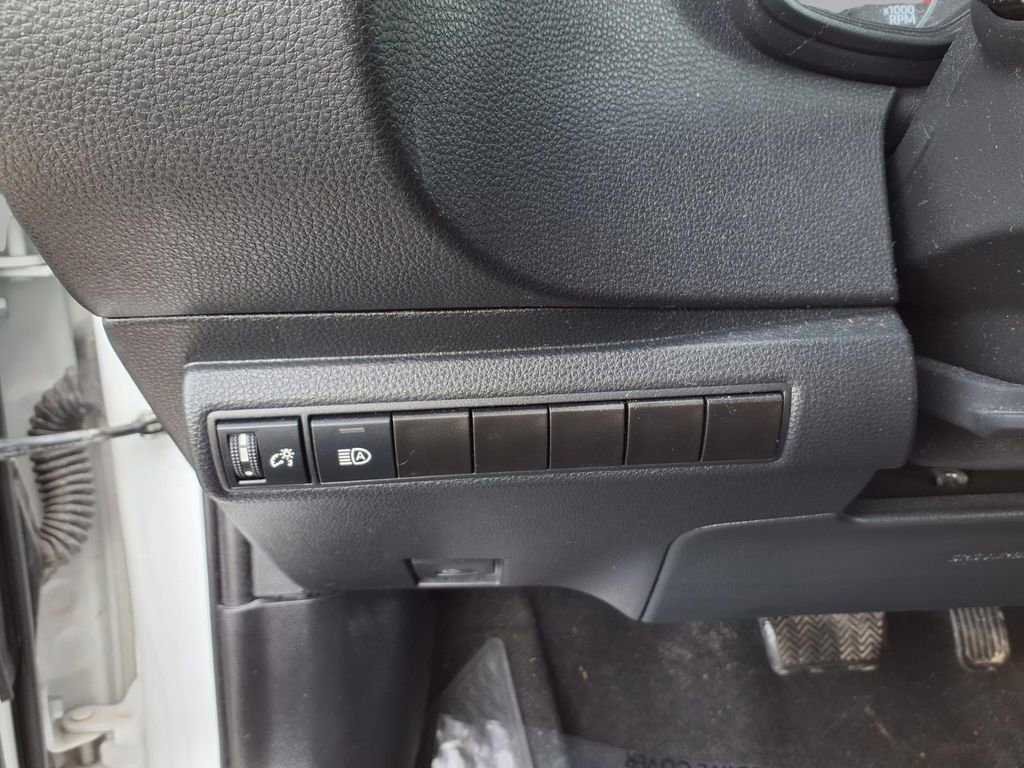 Used 2024 Toyota Corolla SE Nightshade image 13