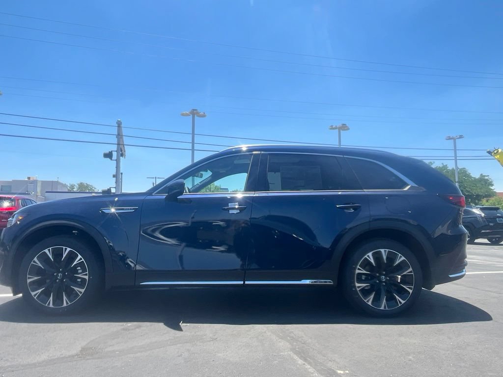New 2026 MAZDA CX-90 Plug-In Hybrid w/ Premium Plus AWD/4WD image 4