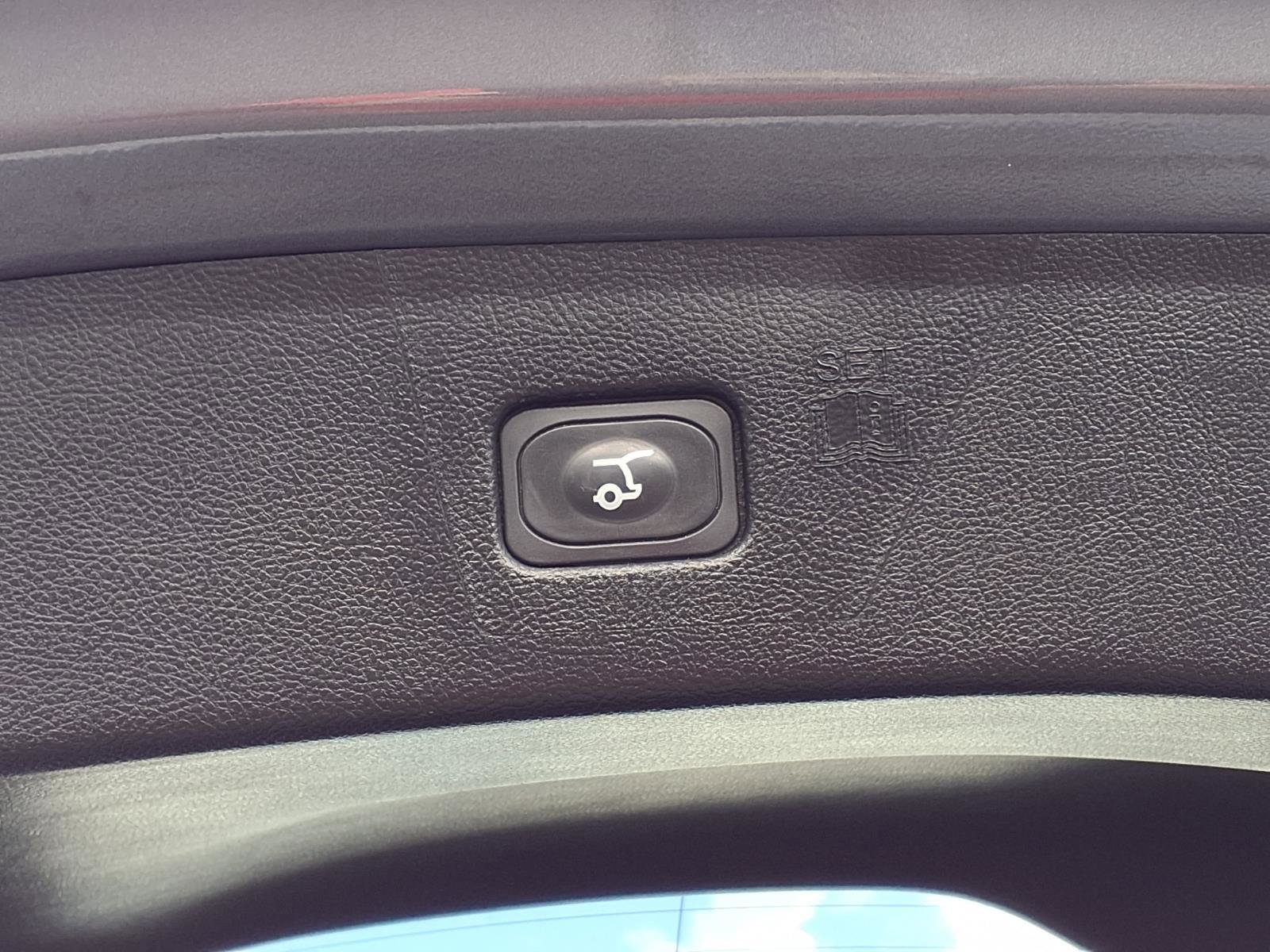 Used 2024 Ford Edge ST-Line image 7