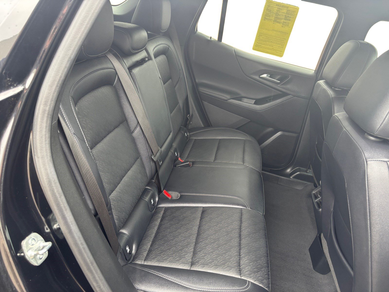 Used 2025 Chevrolet Equinox LT w/ Convenience Package II AWD/4WD image 18