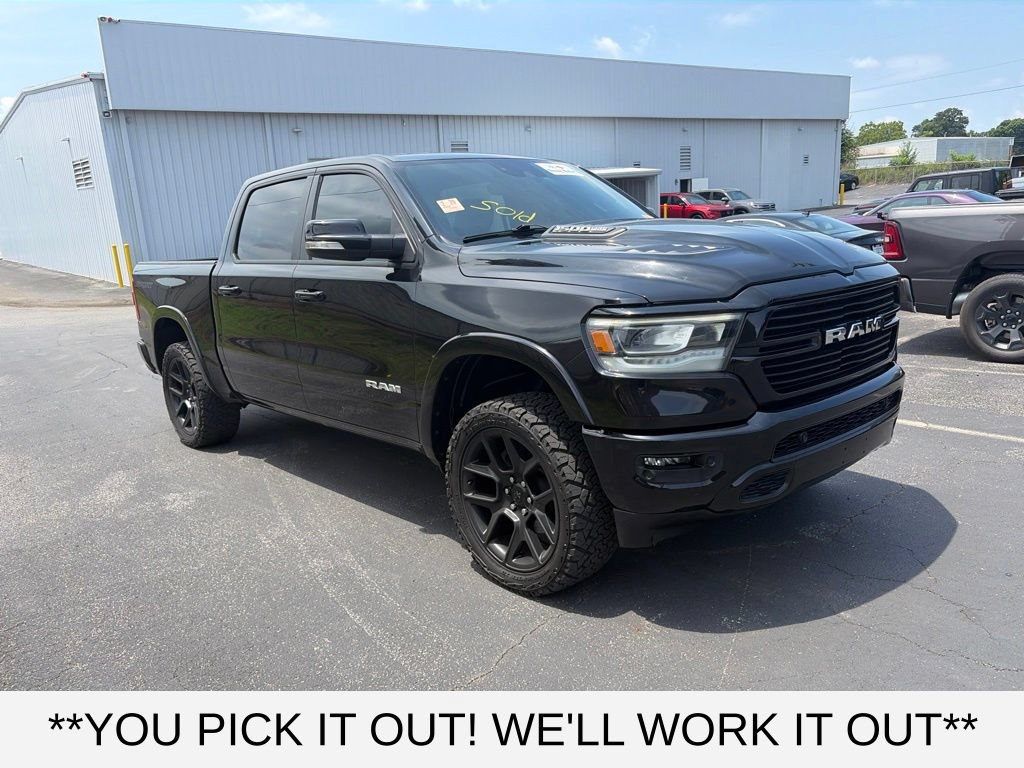 Used 2022 RAM 1500 Laramie AWD/4WD image 1