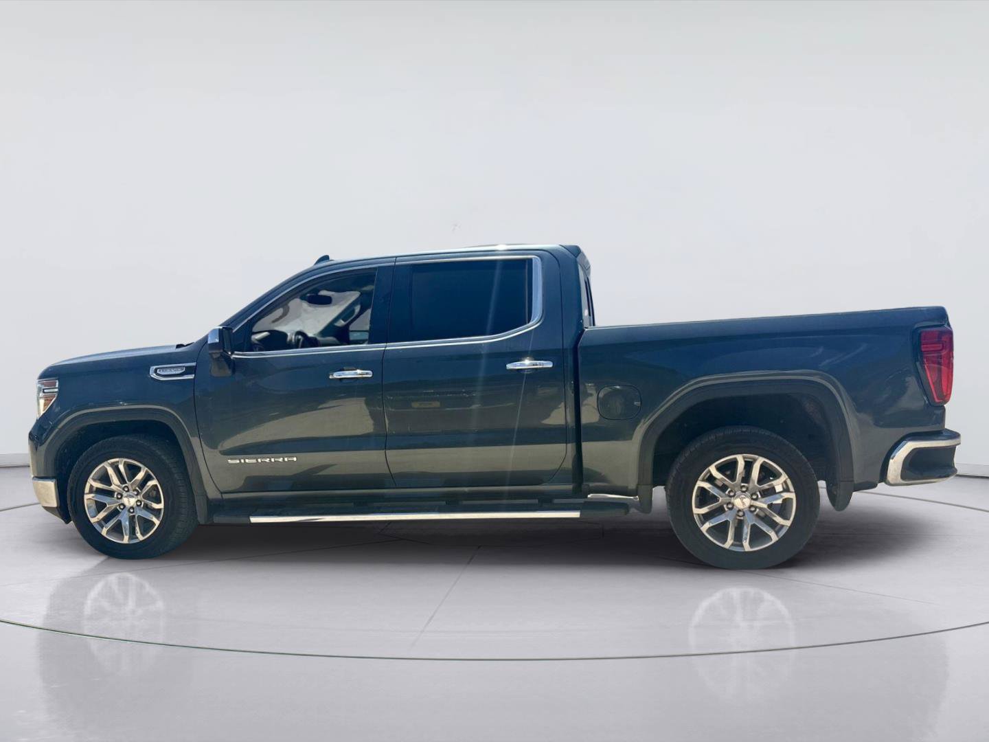 Used 2019 GMC Sierra 1500 SLT RWD image 8