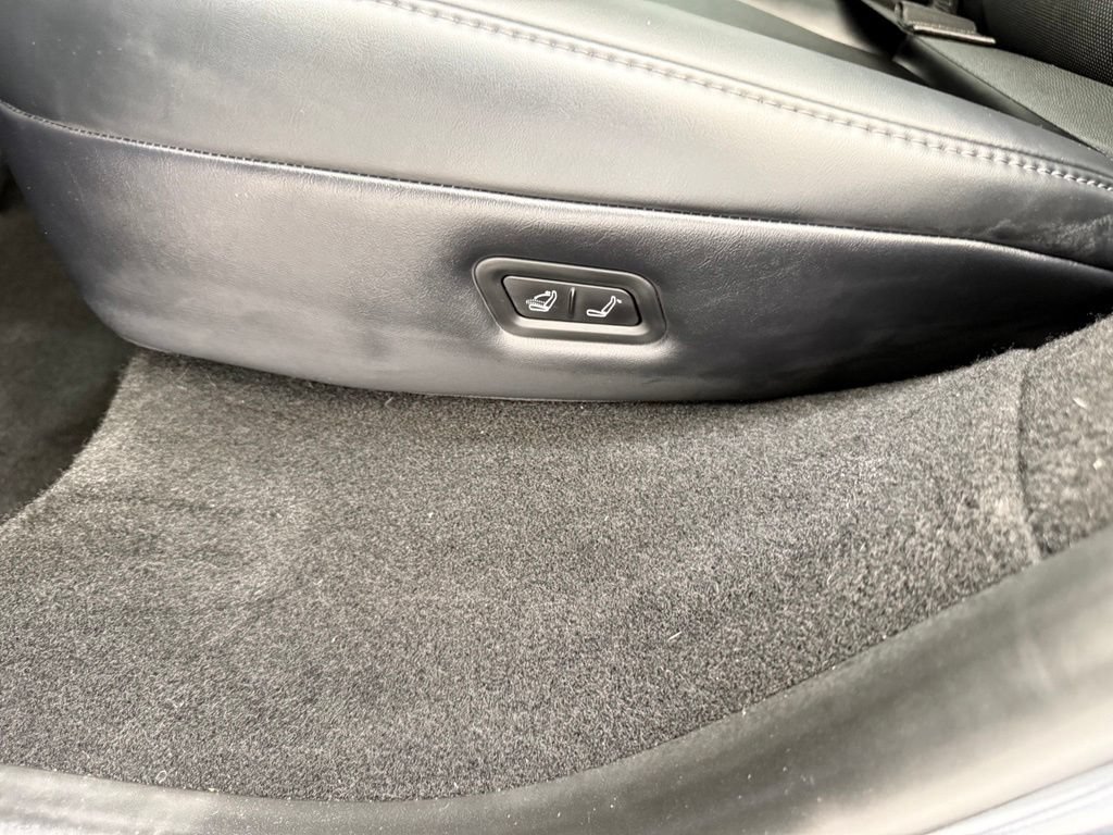 Used 2026 Tesla Model Y AWD image 20