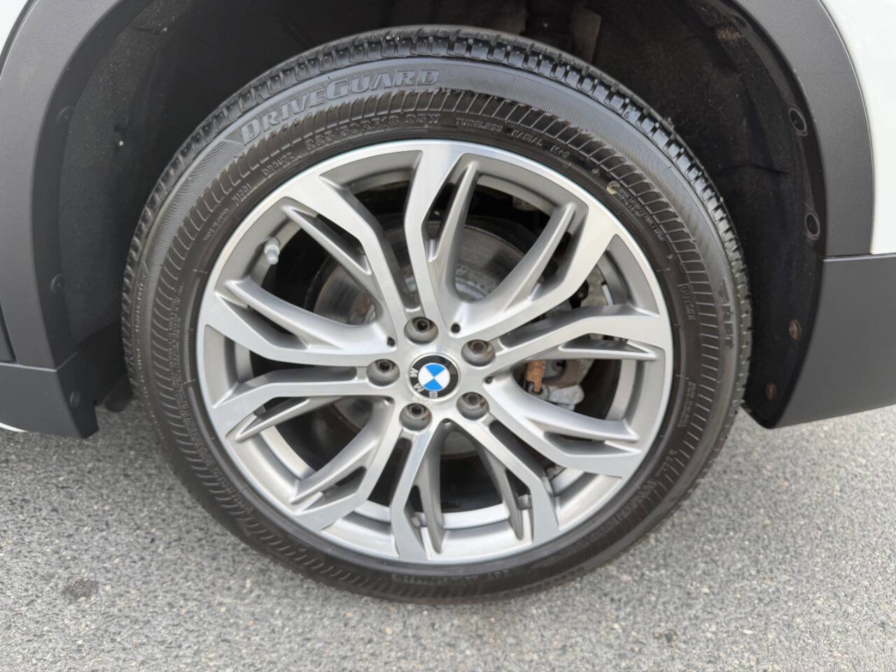 Used 2017 BMW X1 xDrive28i AWD/4WD image 13