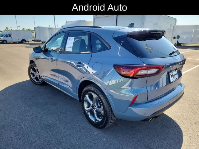 Used 2023 Ford Escape ST-Line w/ Tech Pack #1 AWD/4WD image 5