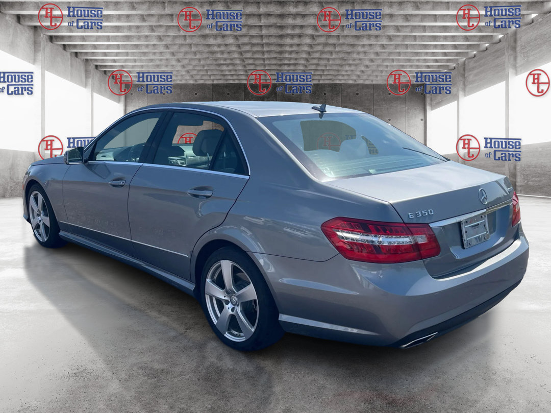 Used 2010 Mercedes-Benz E 350 4MATIC Sedan image 7