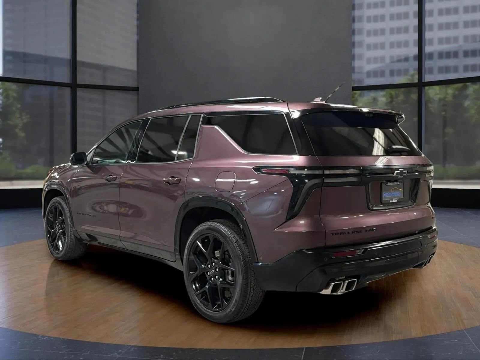 Used 2024 Chevrolet Traverse RS image 9