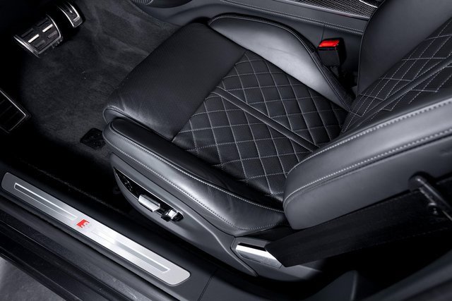 Used 2024 Audi S8 w/ S8 Comfort Plus Package image 21