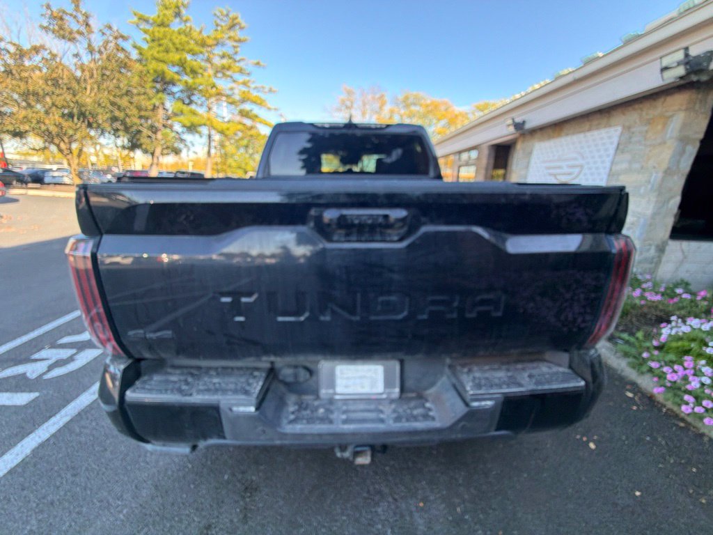 Used 2022 Toyota Tundra Platinum w/ Advanced Package AWD/4WD image 7