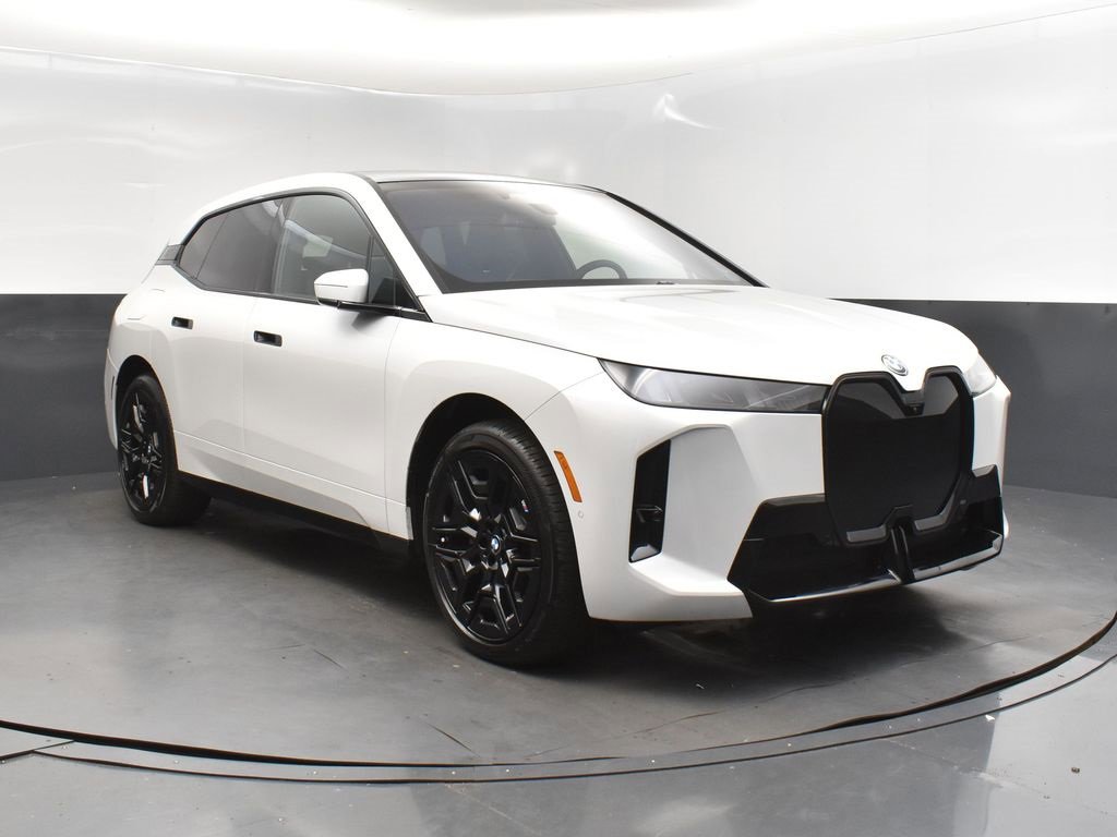 New 2026 BMW iX xDrive60 w/ M Sport Package image 9