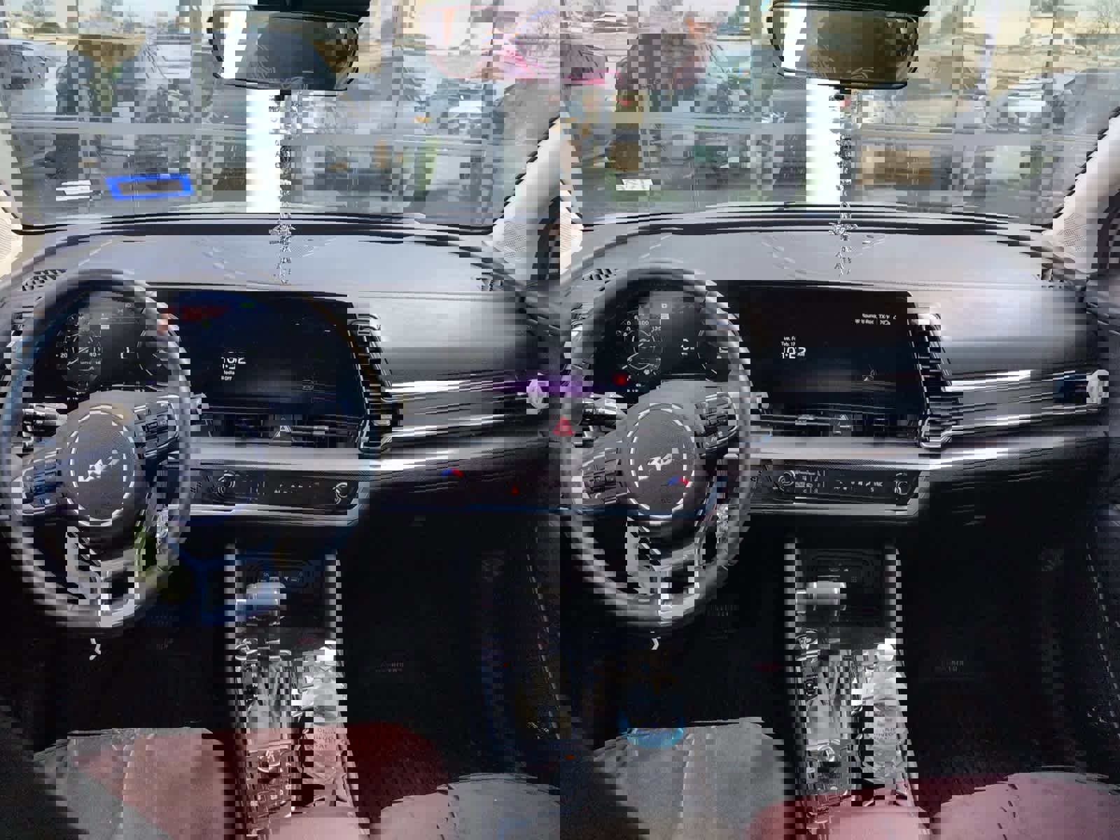 Certified 2024 Kia Sportage SX image 9