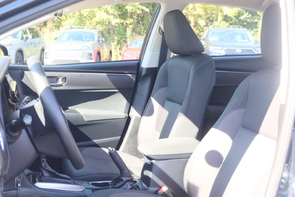 Certified 2017 Toyota Corolla LE w/ Carpet Mat Package (TMS) FWD image 8