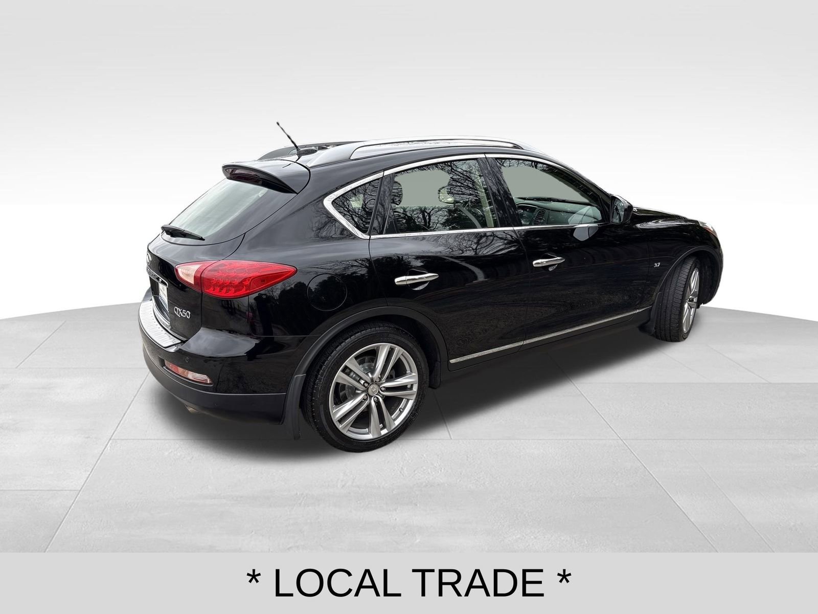 Used 2015 INFINITI QX50 Journey w/ Premium Package image 5