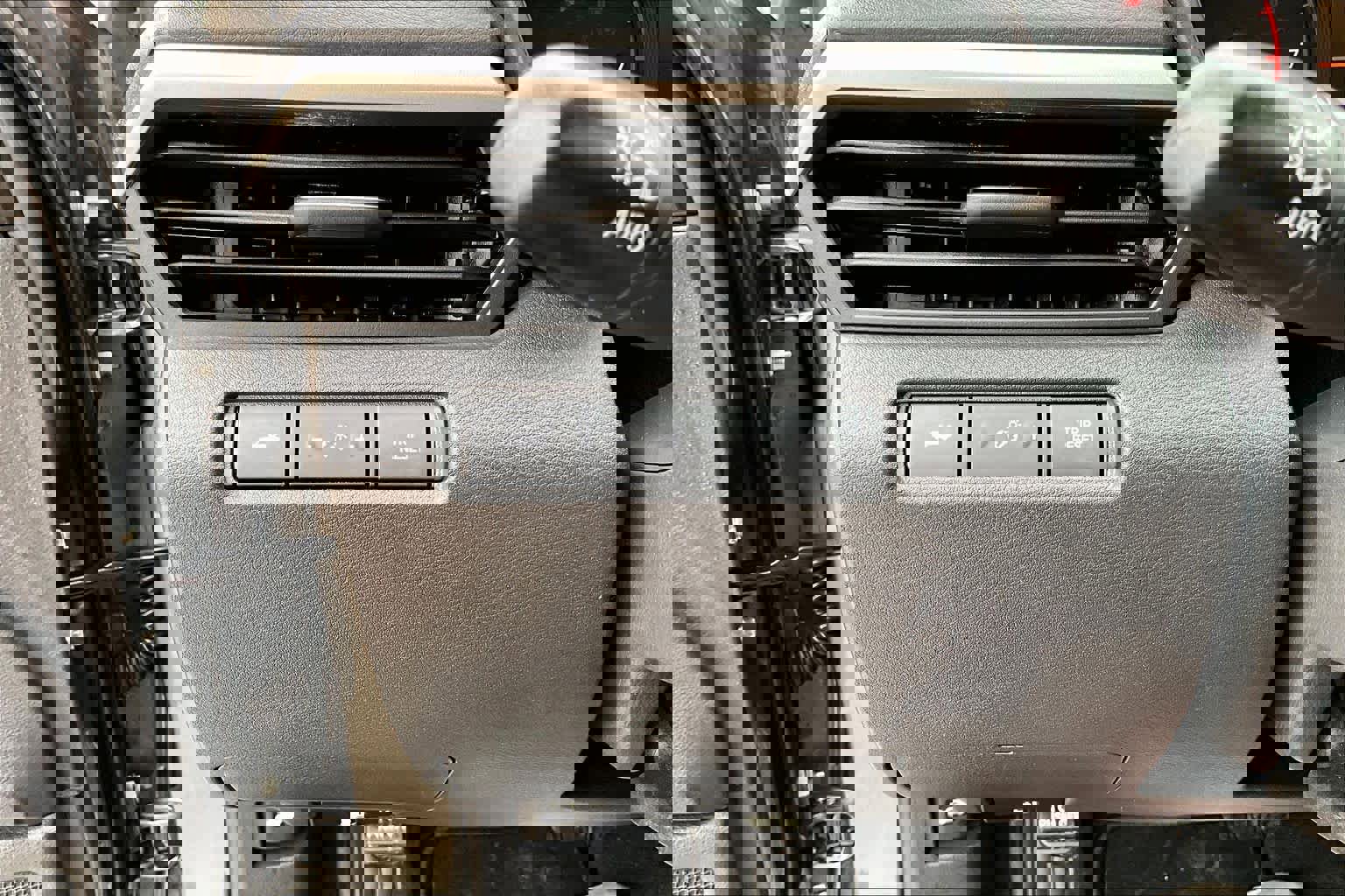 Used 2024 Nissan Altima 2.5 S image 32