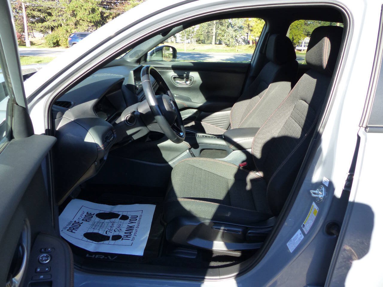 Used 2025 Honda HR-V Sport image 21