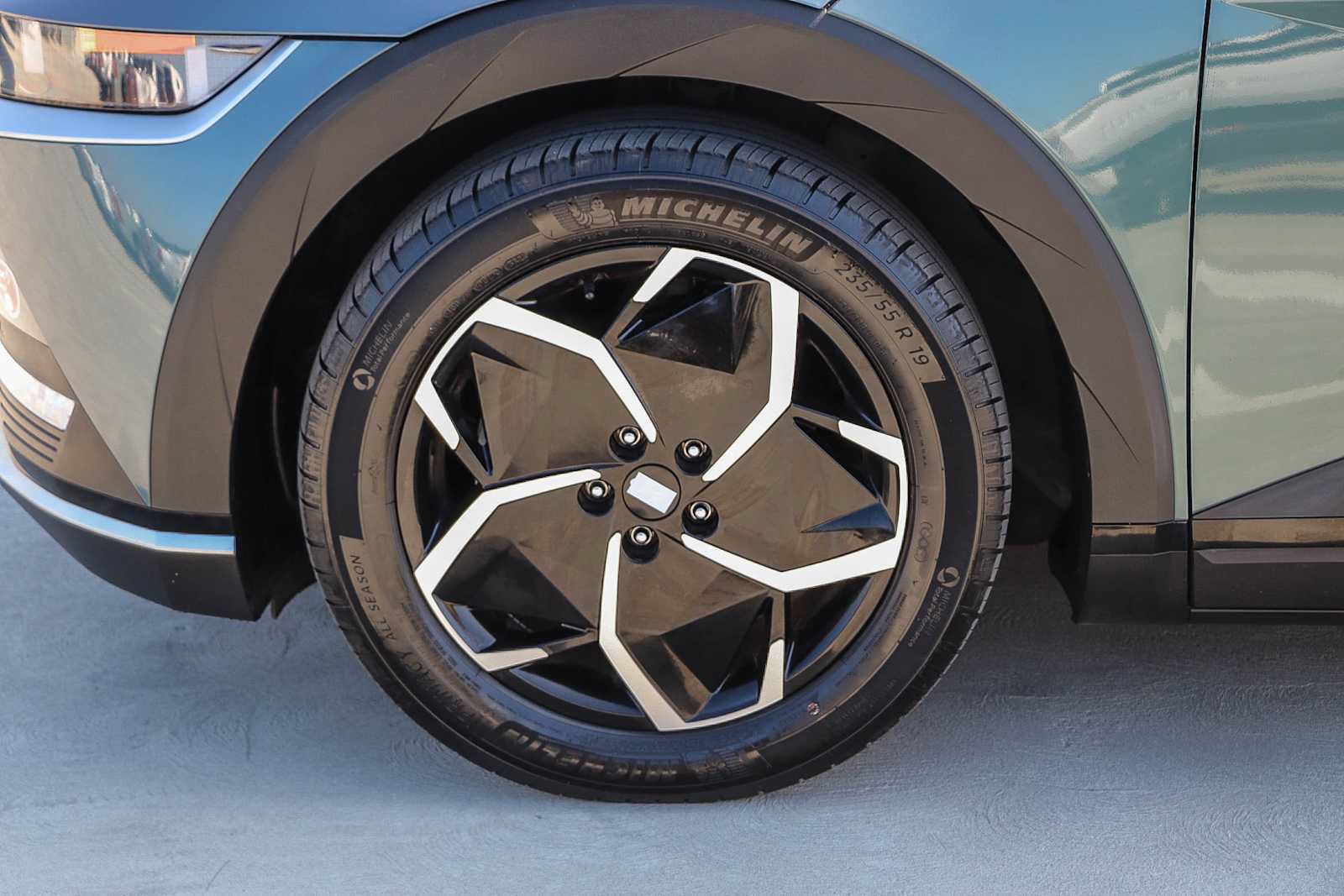 Used 2024 Hyundai Ioniq 5 SEL RWD image 10