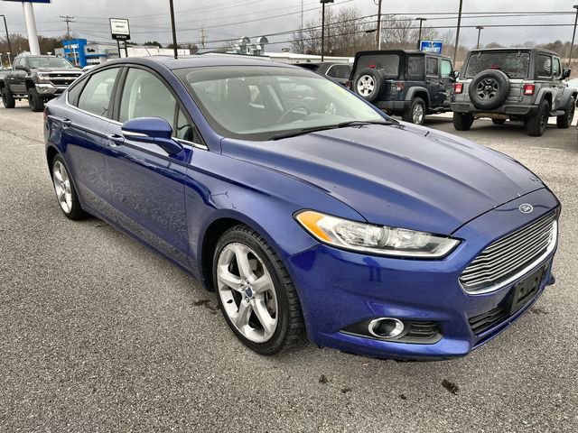 Used 2016 Ford Fusion SE w/ Equipment Group 201A FWD image 10
