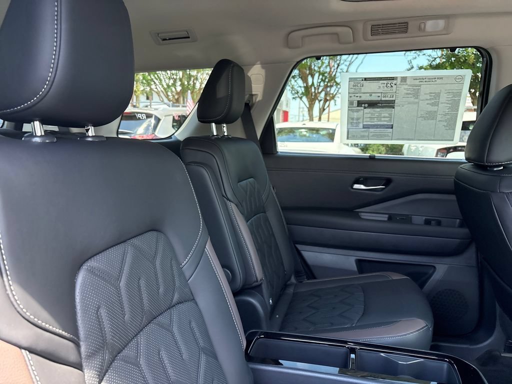 New 2026 Nissan Pathfinder Platinum FWD image 26