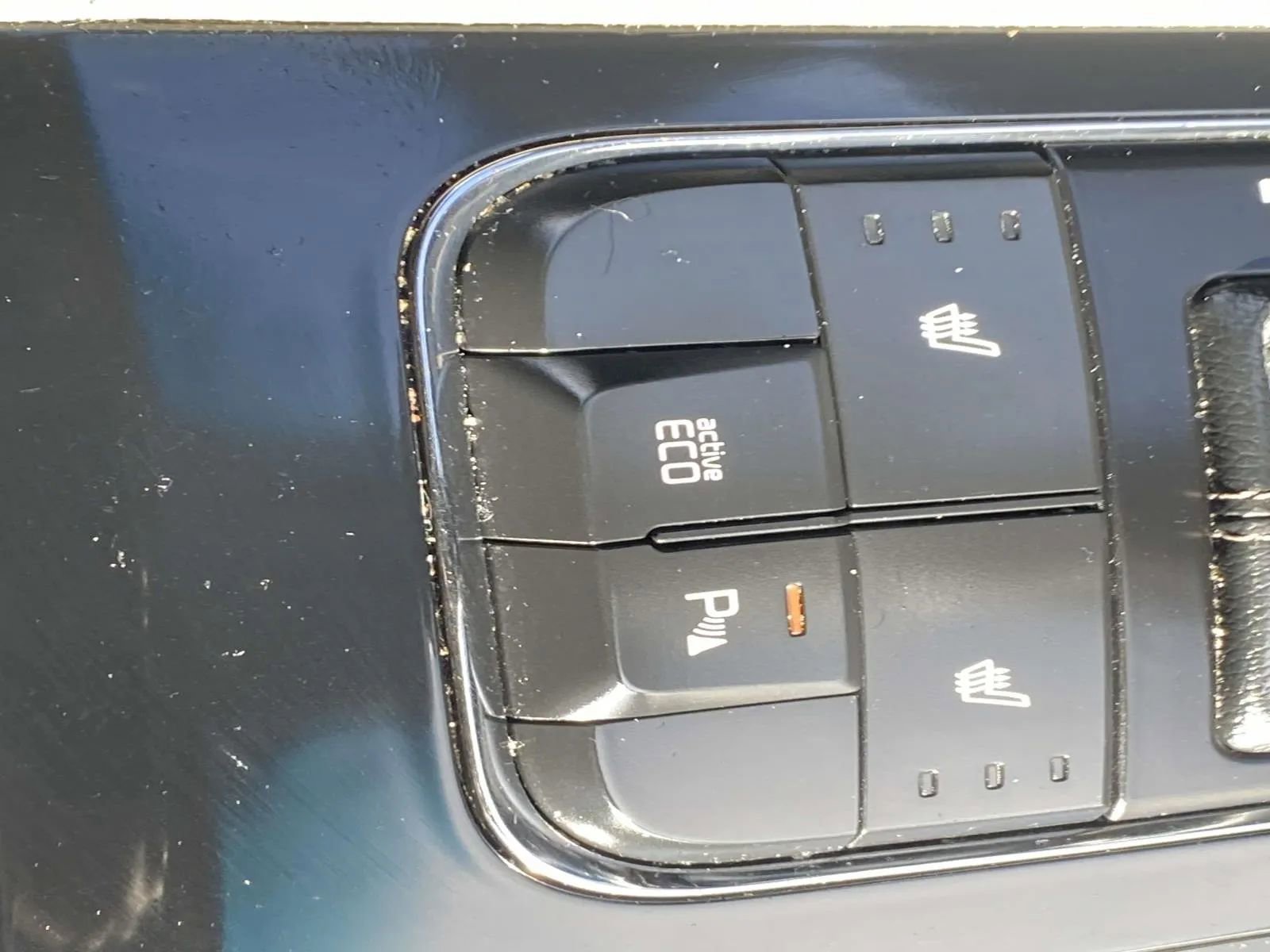 Used 2018 Kia Sedona EX image 29